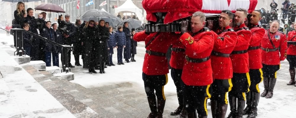 ПРОЩАННЯ З ПОЛІТИКОМ.