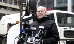 ЗРОБИТИ МОНРЕАЛЬ ЧИСТИМ.