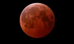 ДИВІТЬСЯ ЗАВТРА ЗРАНКУ: ПОВНЕ МІСЯЧНЕ ЗАТЕМНЕННЯ.