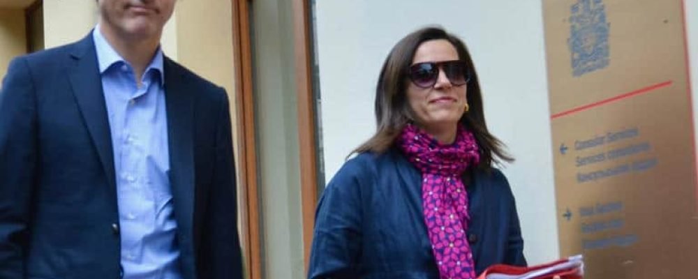 Просто бросили.