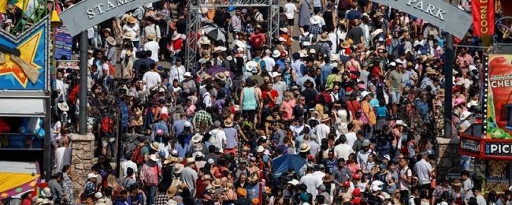 НАСЕЛЕНИЕ КАНАДЫ СТАРЕЕТ.