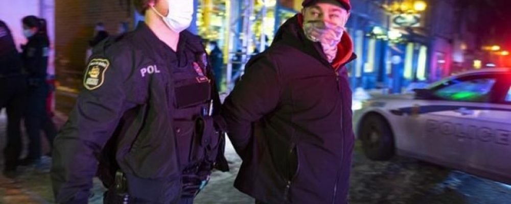 Наступление на демократию