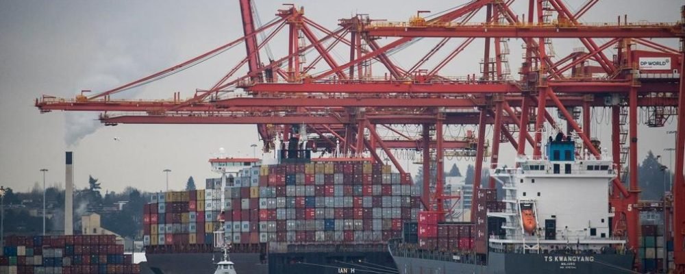 ТОРГОВЫЙ ДЕФИЦИТ КАНАДЫ.