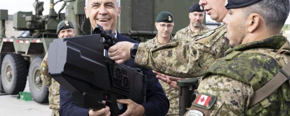 НА ВІЙСЬКОВІЙ БАЗІ В ЛАТВІЇ.