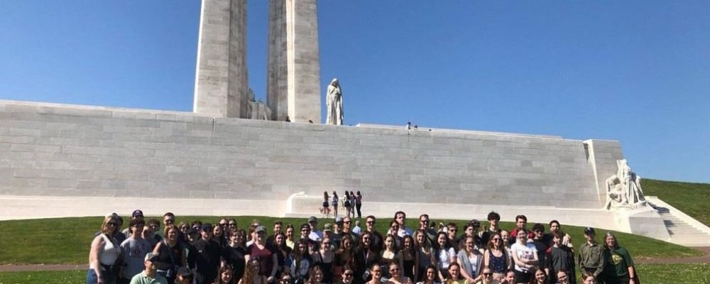 ВШАНУВАННЯ ПАМ`ЯТІ.