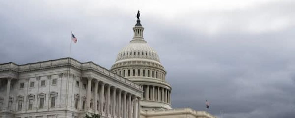 ПРОТИ ТРАМПА.