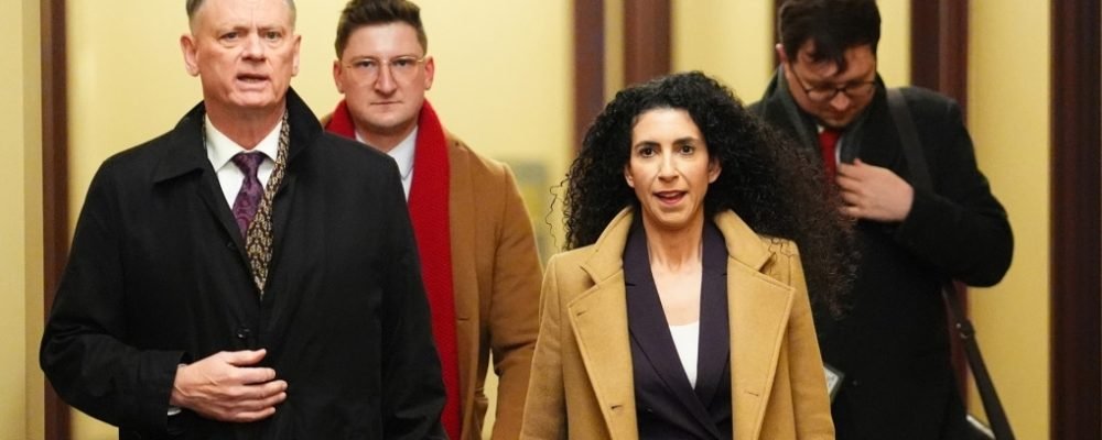 ЧИ ВРЯТУЮТЬ ТРЮДО НОВІ МІНІСТРИ?