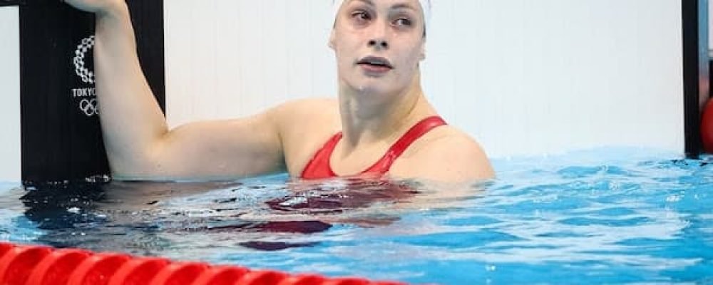 ДВОРІЧНА ДИСКВАЛІФІКАЦІЯ КАНАДКИ.