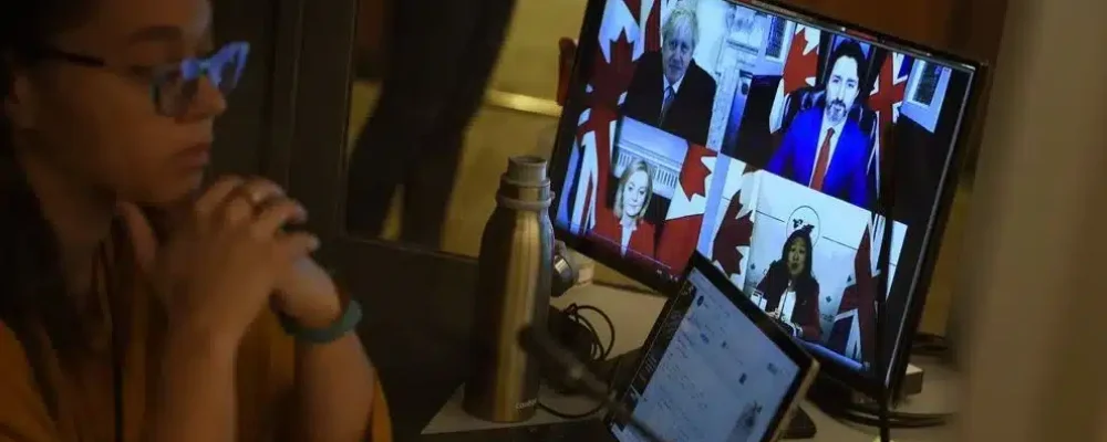 ПЕРЕВОДЧИКИ НЕДОВОЛЬНЫ.