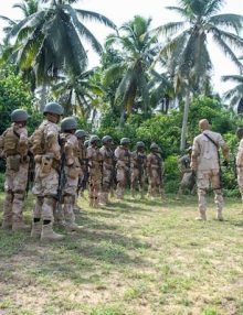 АФРИКАНСЬКІ НАВЧАННЯ БЕЗ КАНАДИ.