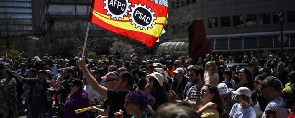 Забастовка закончилась, но не для всех.