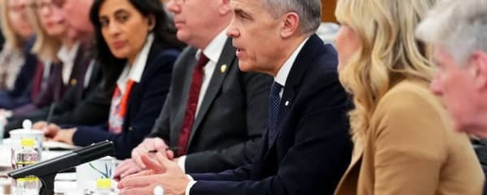 ТРАМП ЗНОВУ ПОГРОЖУЄ.